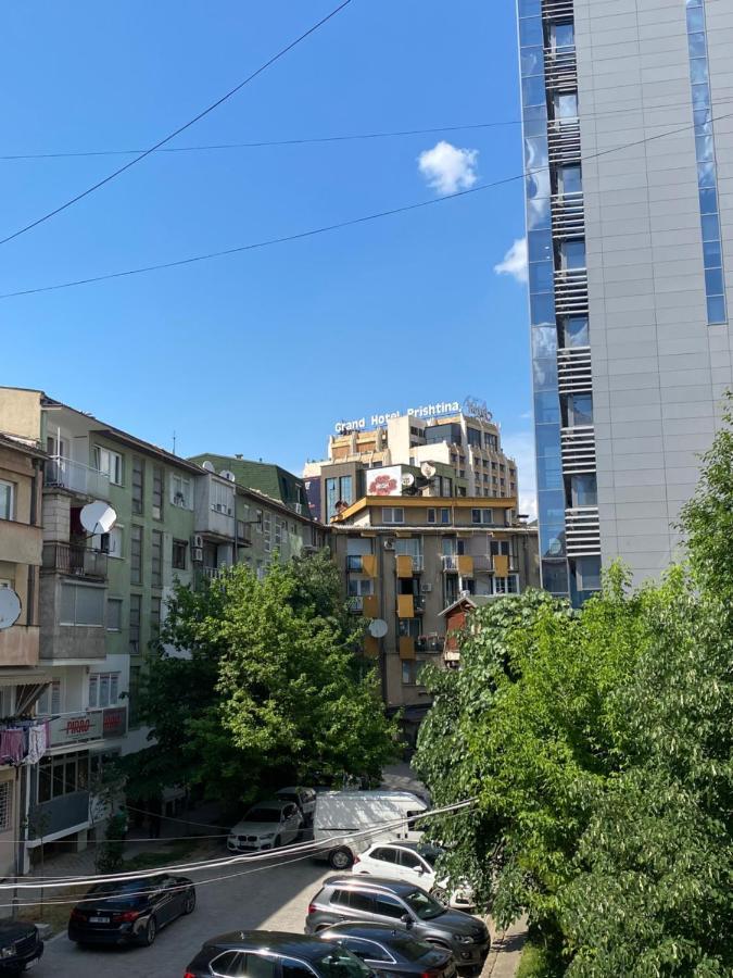 Hotspot Apartments - City Center Pristina Exterior photo